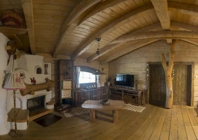 Hobiti Dom 아파트 Spissky Stiavnik